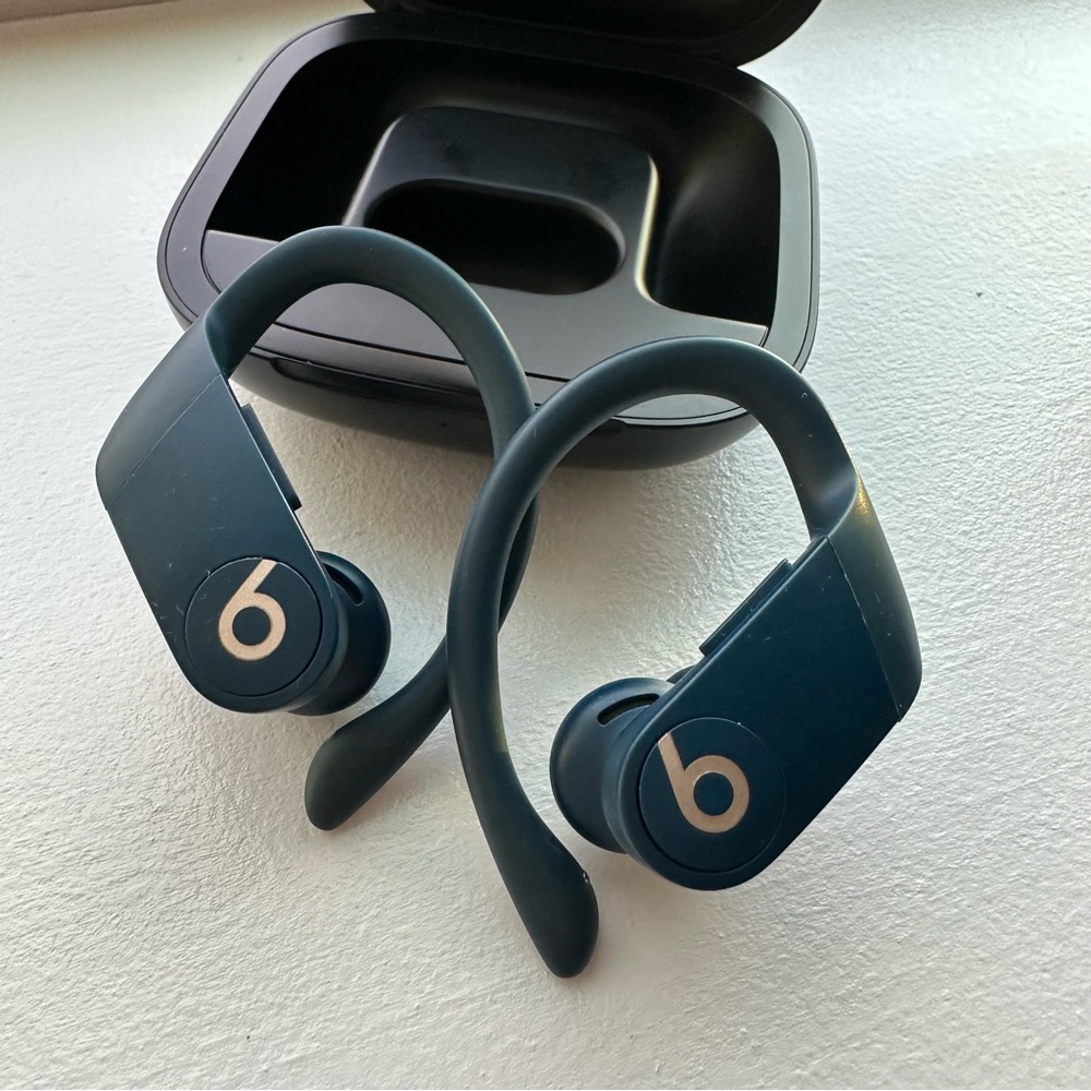Power Beats Pro ( Navy Blue )